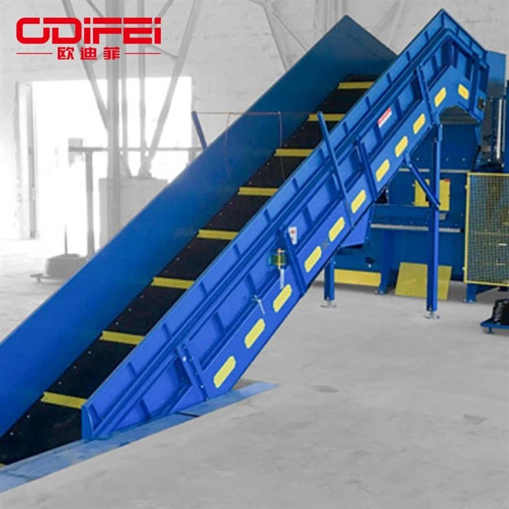 Lifting belt conveyor (4)